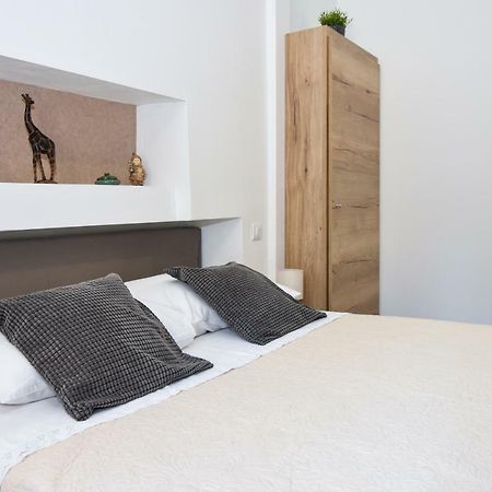 Rooms Patricija Zadar Bagian luar foto
