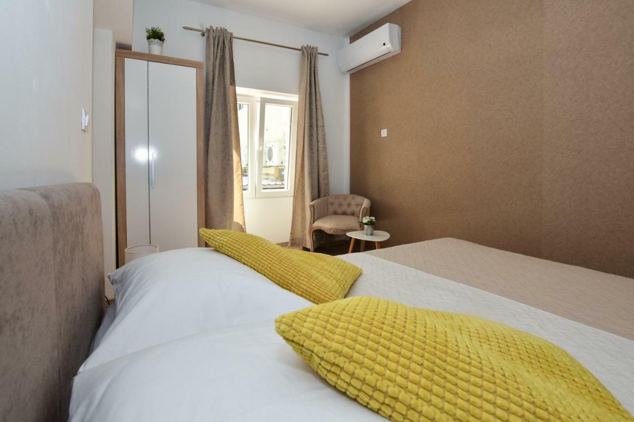 Rooms Patricija Zadar Bagian luar foto