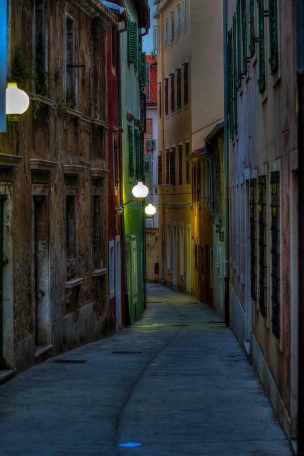 Rooms Patricija Zadar Bagian luar foto